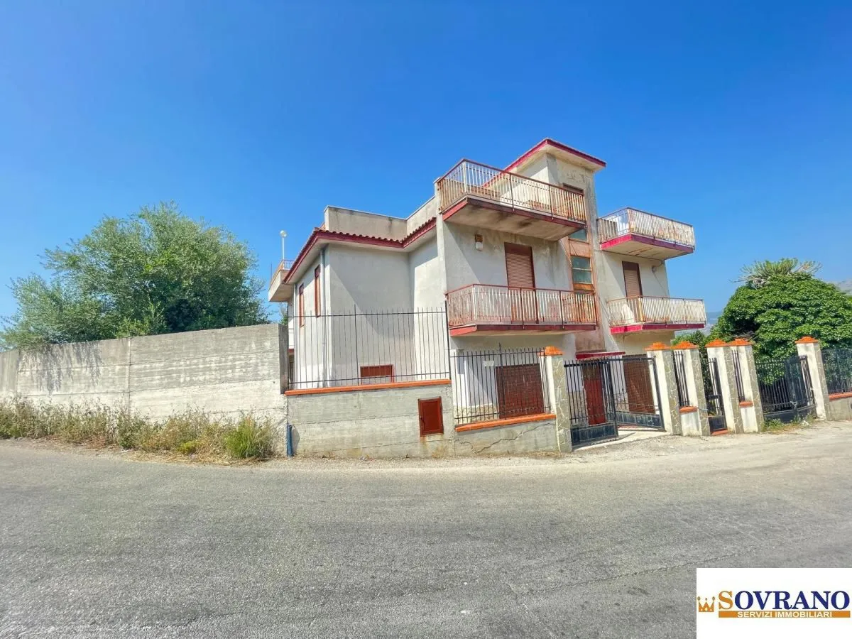 Villa in vendita a Carini - foto 1