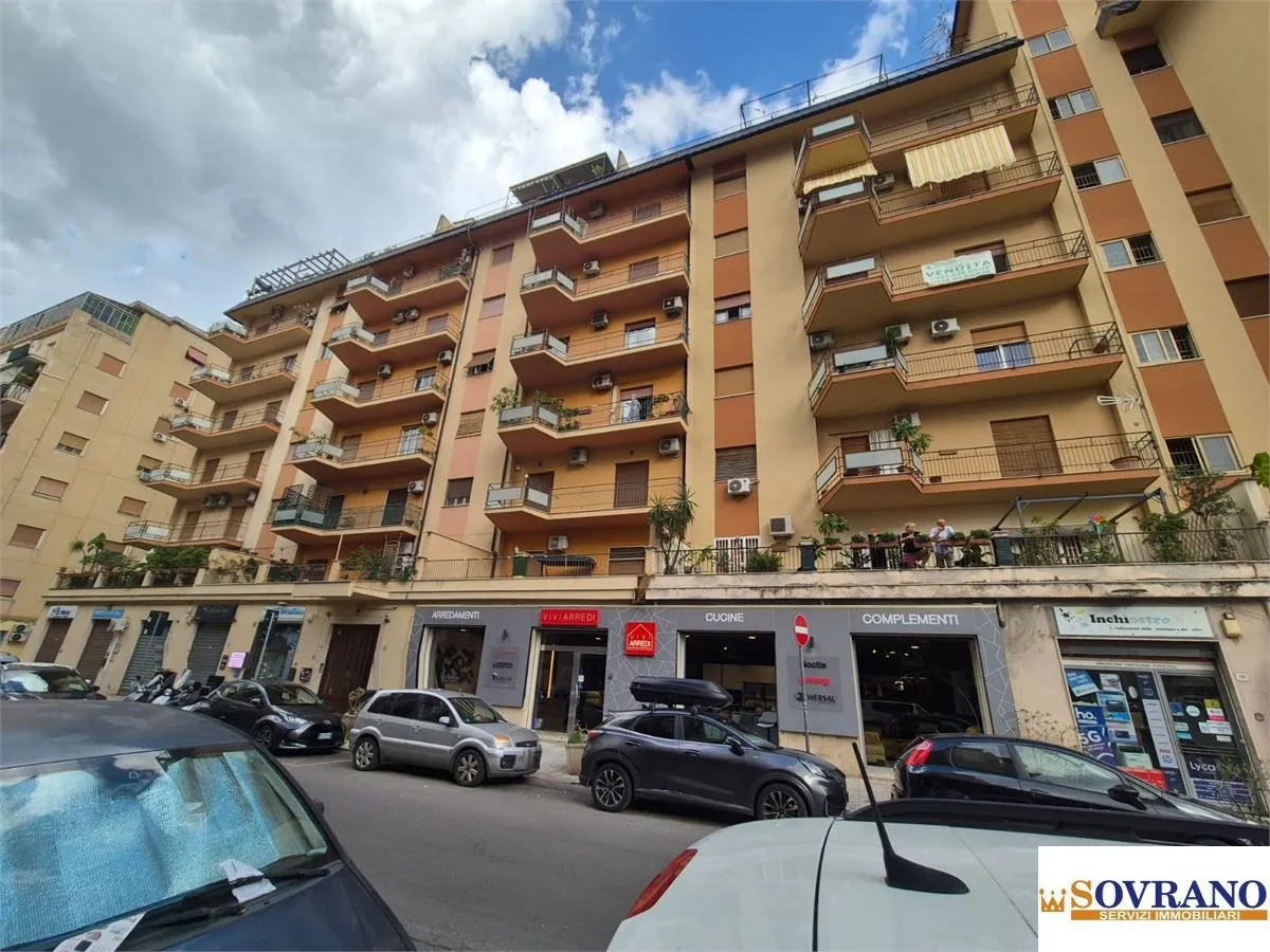 Appartamento in vendita a Palermo - foto 2