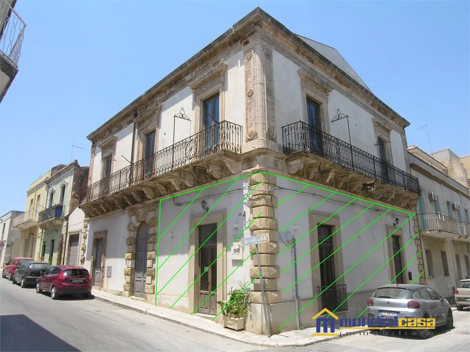 Casa indipendente in vendita a Pachino - foto 1