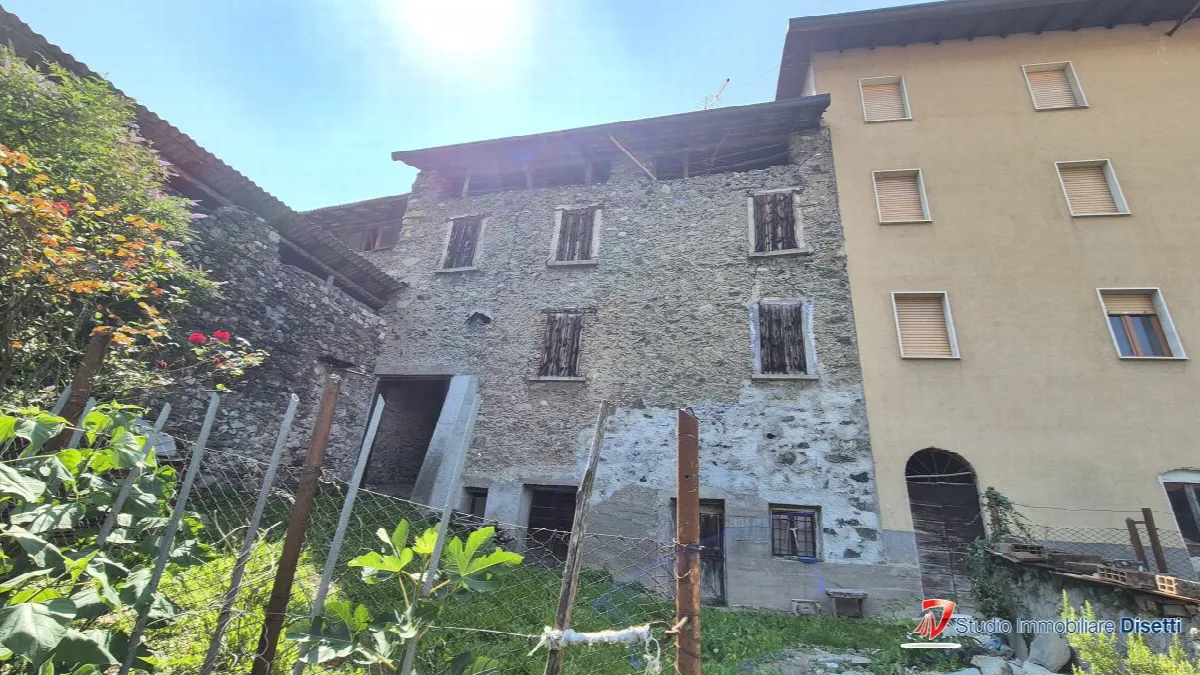 Casa indipendente in vendita a Losine - foto 4