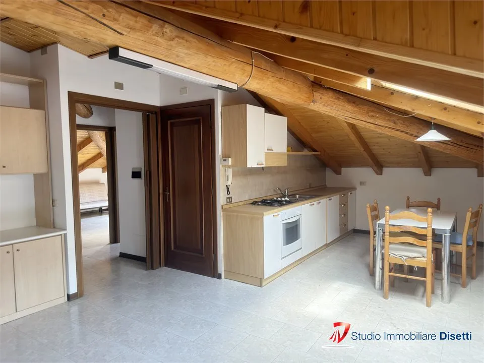 Appartamento in vendita a Borno - foto 1
