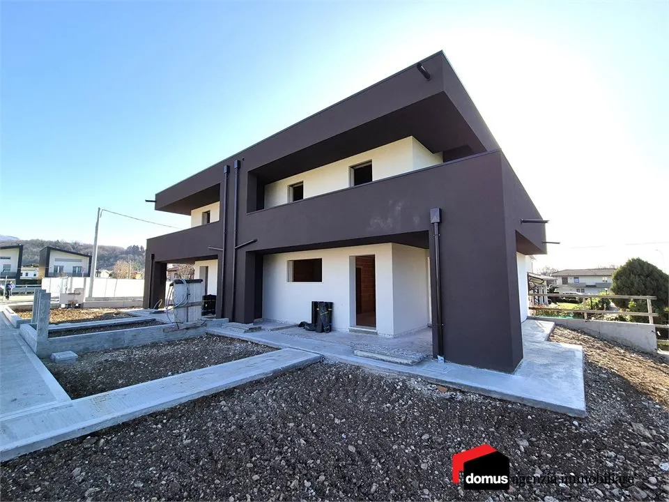 Casa indipendente in vendita a Carrè - foto 1