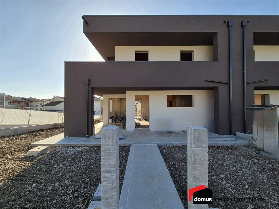 Casa indipendente in vendita a Carrè - foto 2