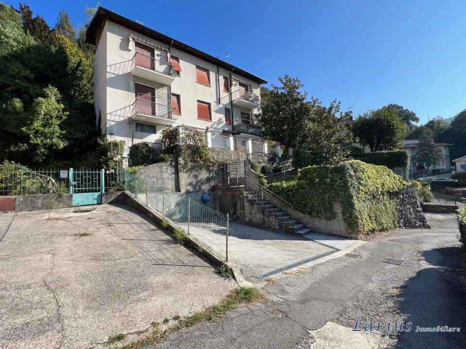 Villa in vendita a Asso - foto 1
