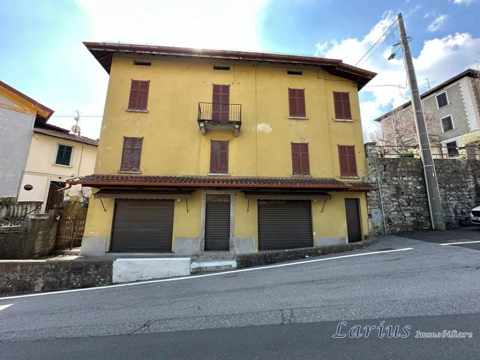 Villa in vendita a Caglio - foto 8