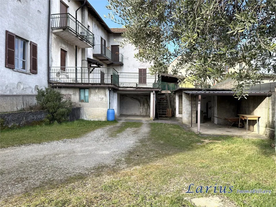 Casa indipendente in vendita a Monguzzo - foto 1
