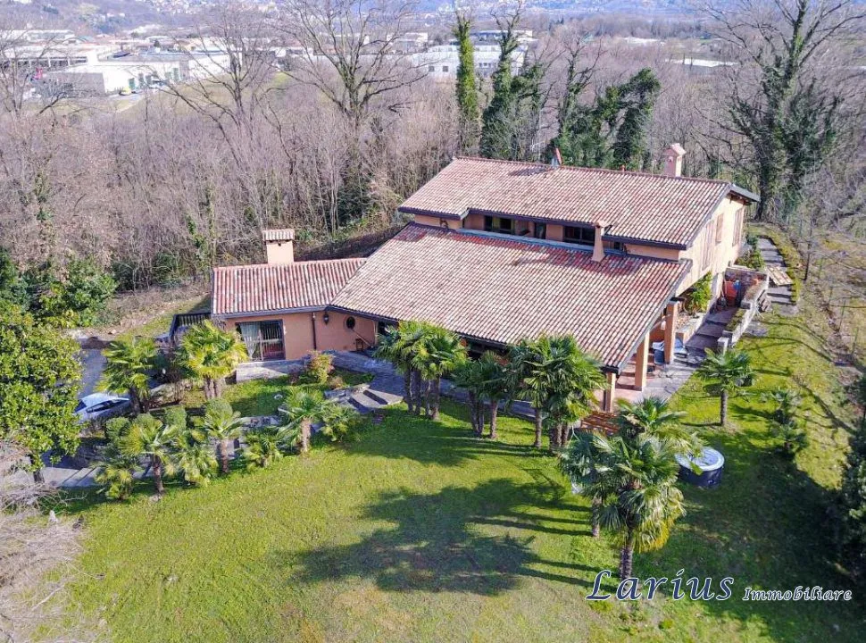 Villa in vendita a Cesana Brianza - foto 3