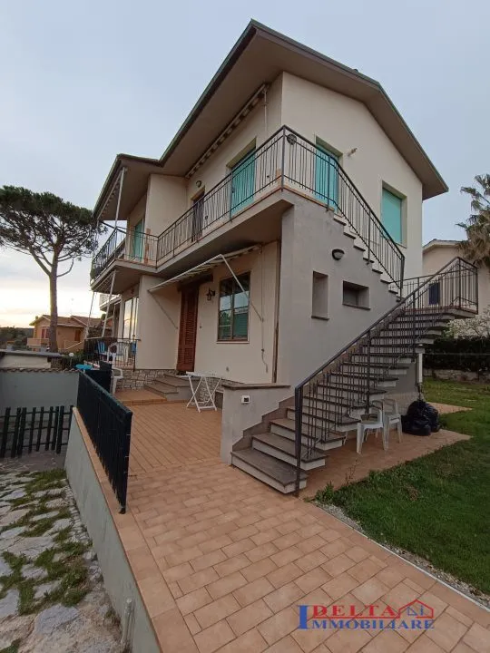 Casa indipendente in vendita a Rosignano Marittimo - foto 1