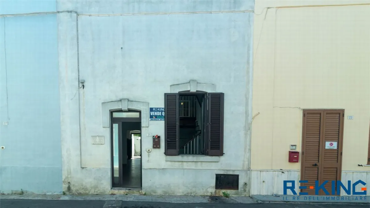 Casa indipendente in vendita a Racale - foto 2