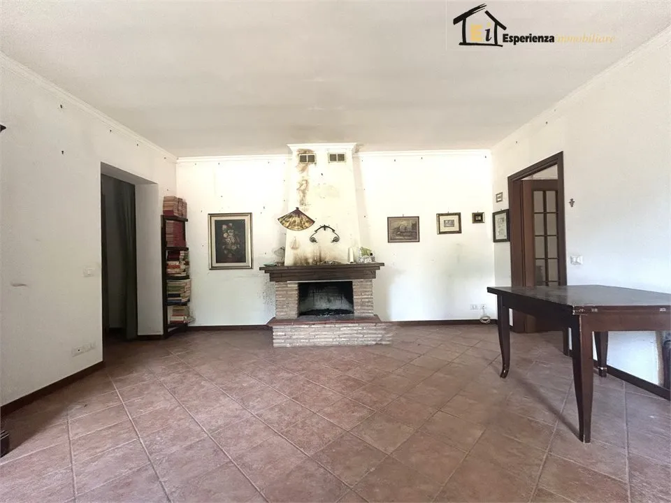 Casa indipendente in vendita a Configni - foto 3