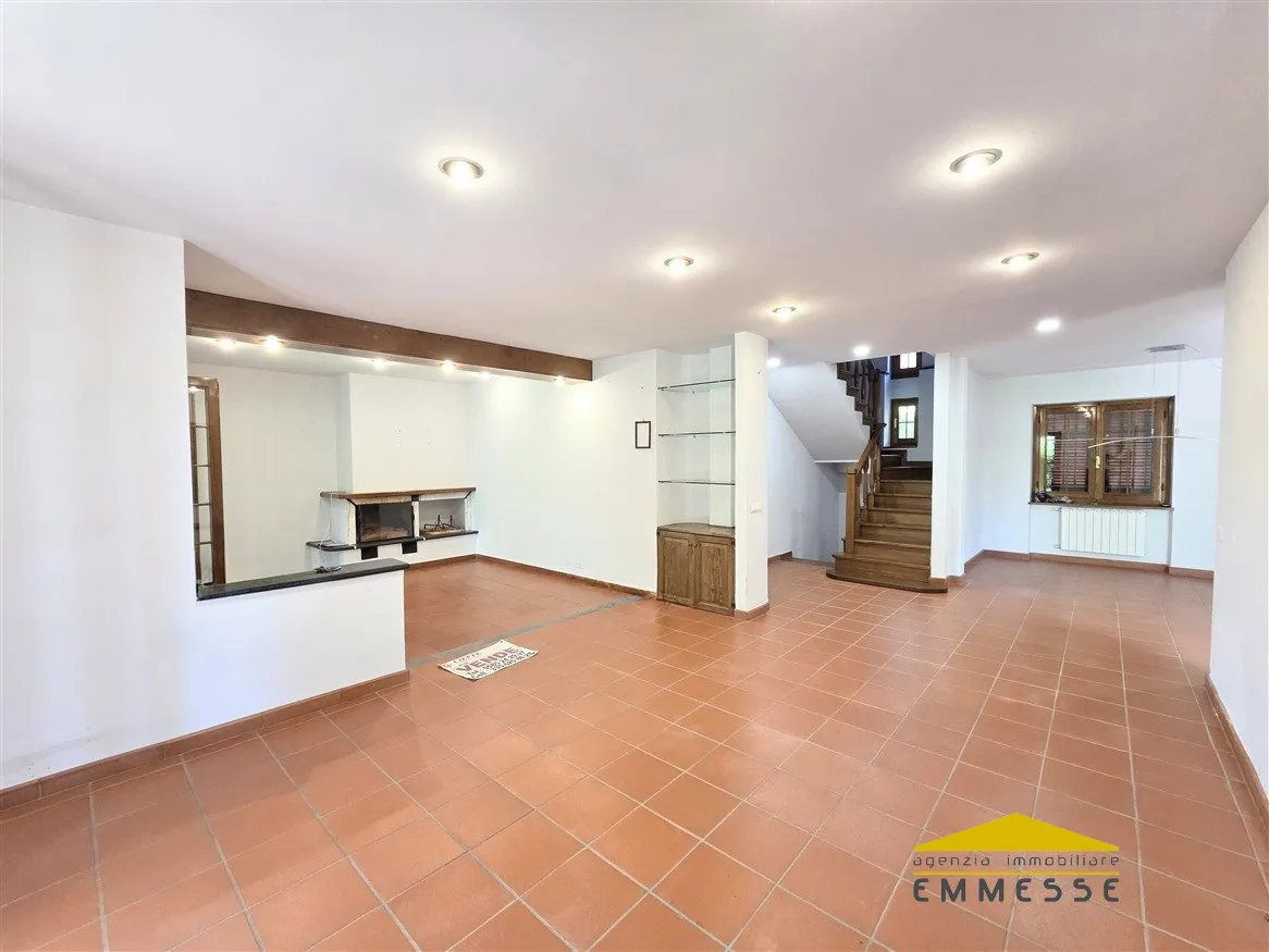 Casa indipendente in vendita a Massa - foto 8