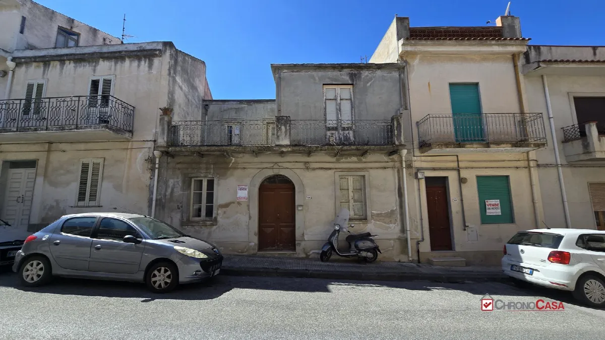 Casa indipendente in vendita a Caltagirone - foto 1