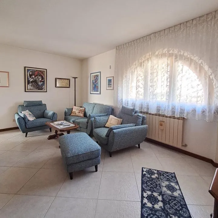 Villa in vendita a Massarosa - Piano di Mommio - foto 1