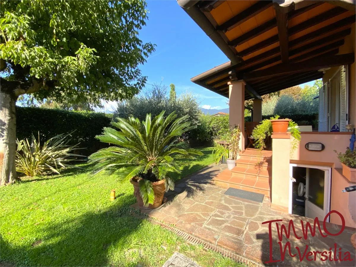 Villa in vendita a Pietrasanta - foto 3