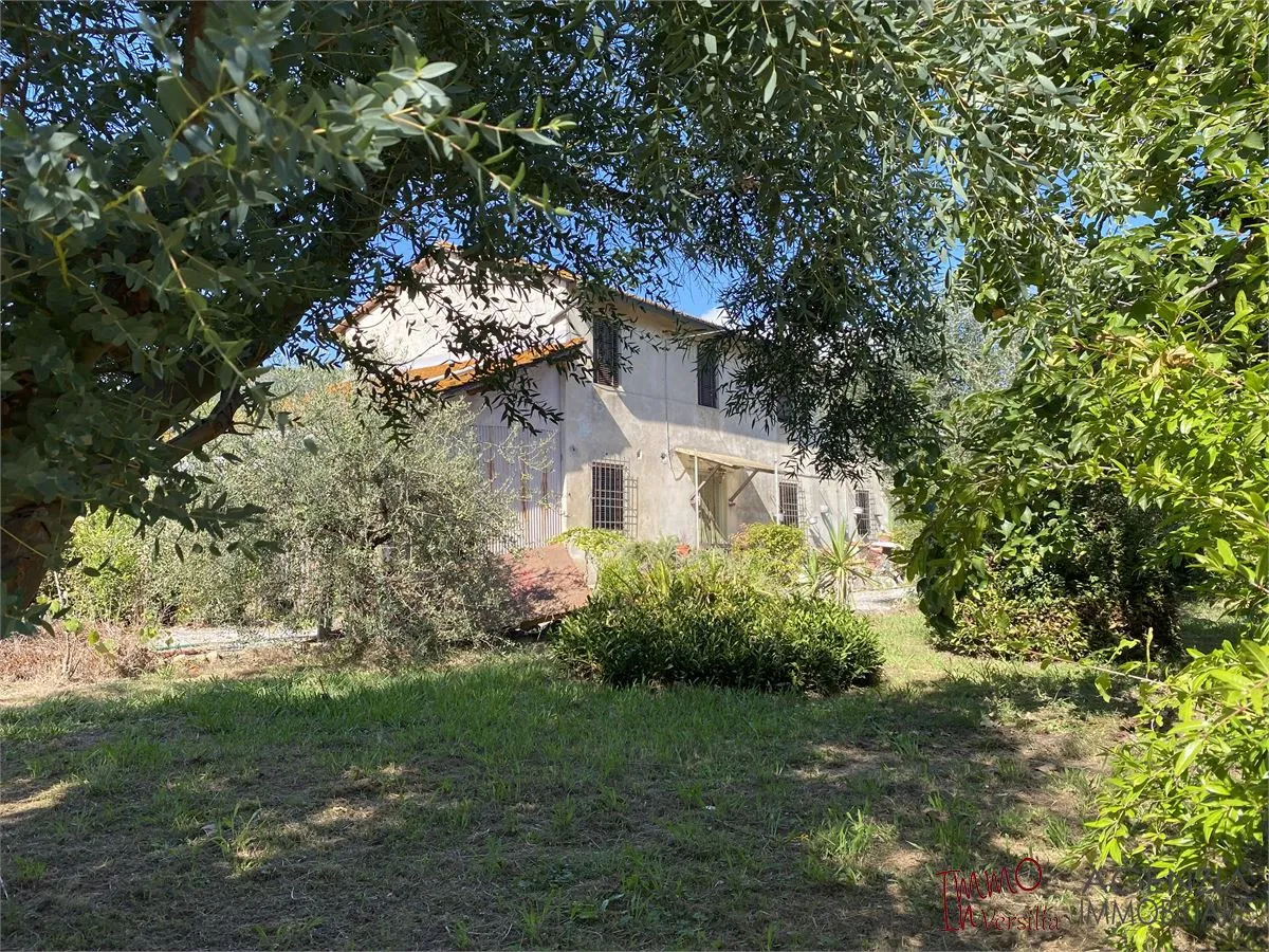 Rustico in vendita a Massarosa - foto 1