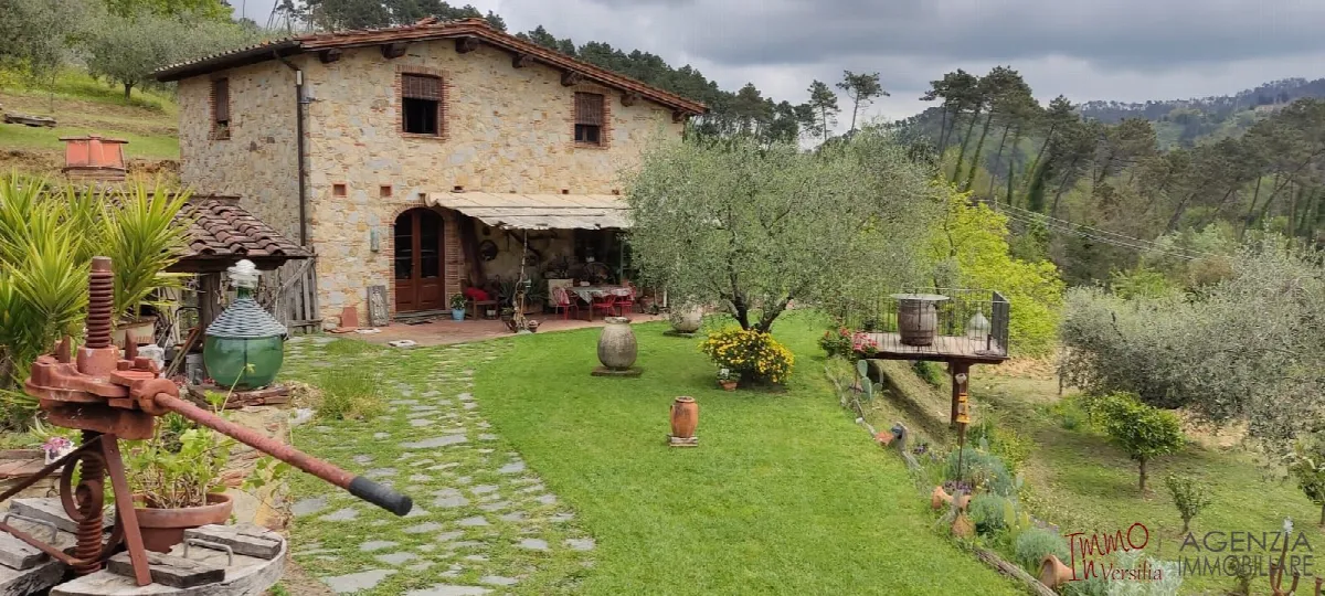 Rustico in vendita a Camaiore - foto 1