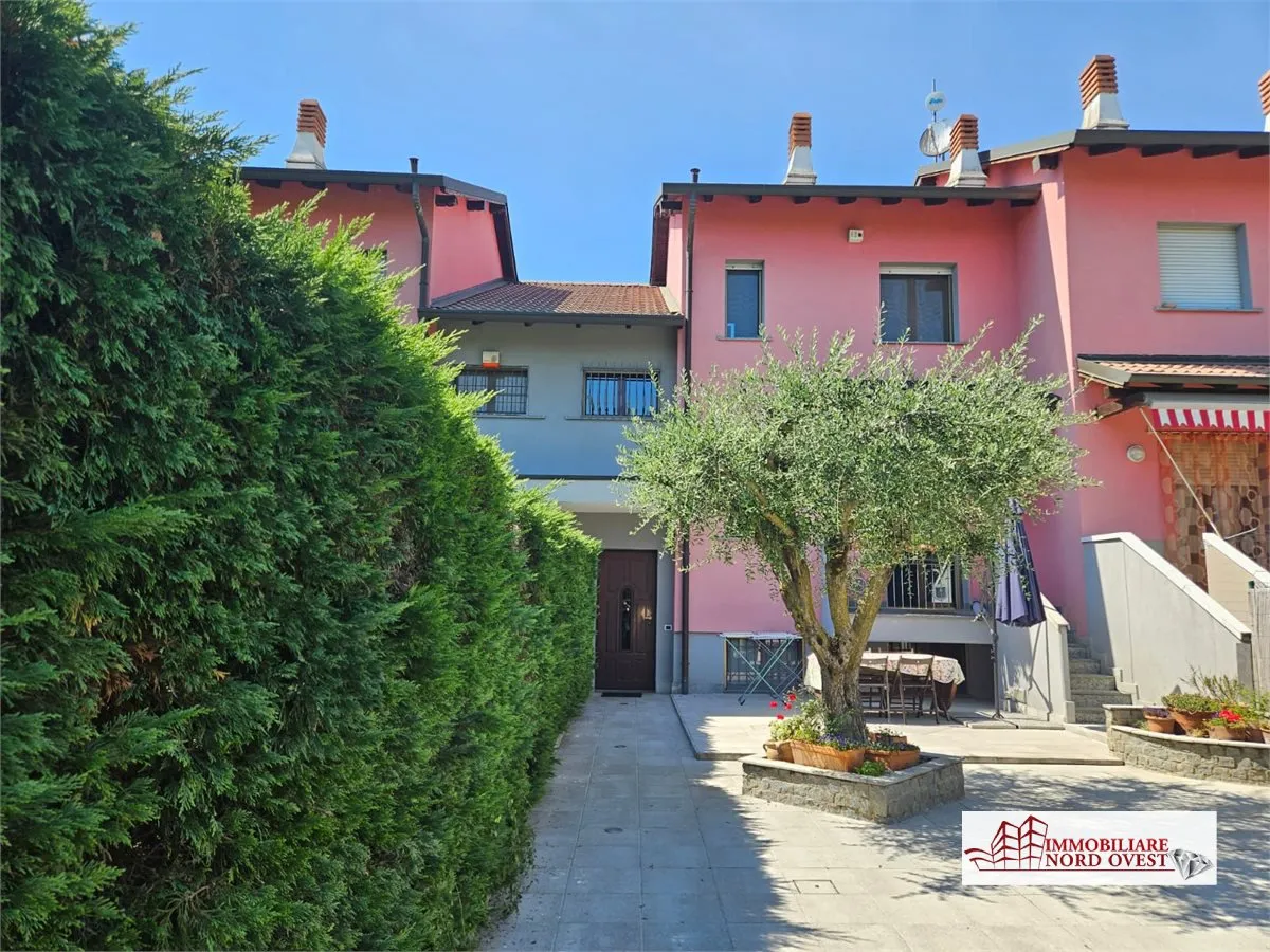 Villetta a schiera in vendita a Bernate Ticino - foto 2