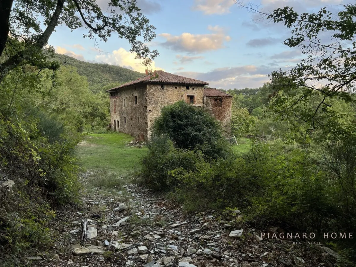 Rustico in vendita a Pontremoli - foto 1