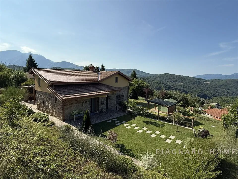 Rustico in vendita a Pontremoli - foto 1