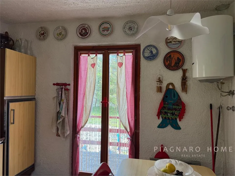 Casa indipendente in vendita a Zeri - foto 7