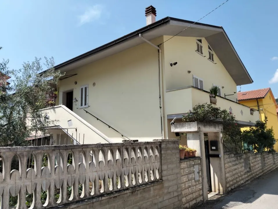 Villa in vendita a Bussi sul Tirino - foto 2