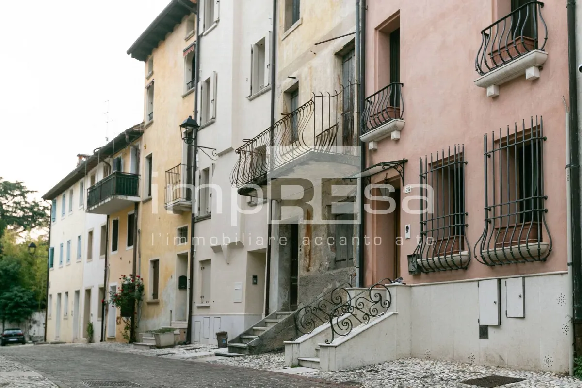Abbinata/Bifamiliare in vendita a Conegliano, Centro - foto 1