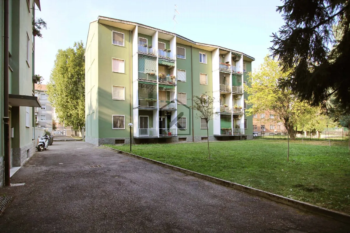 Appartamento in vendita a Milano, Lorenteggio - foto 2