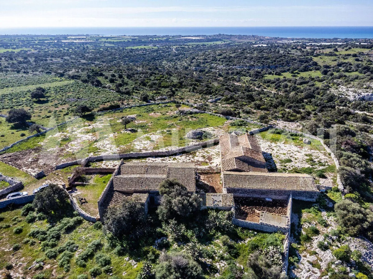 Caseggiato rurale in vendita a Modica - foto 2