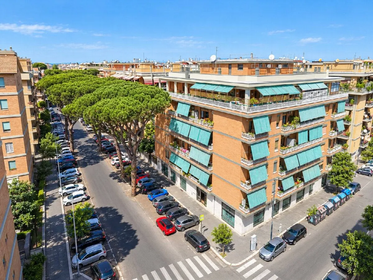 Quadrilocale in vendita a Roma, Ostia - foto 1