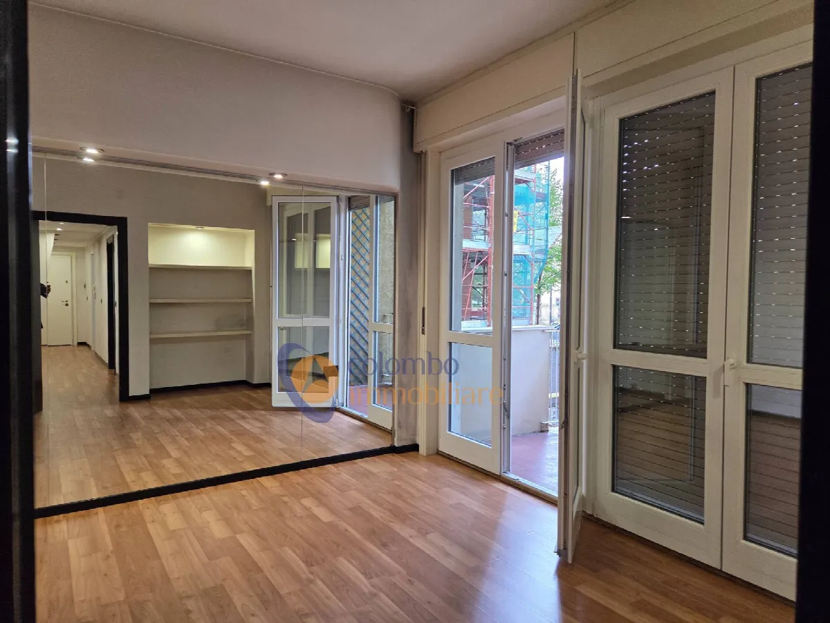 Appartamento in vendita a Busto Arsizio, Cinque Ponti - foto 1