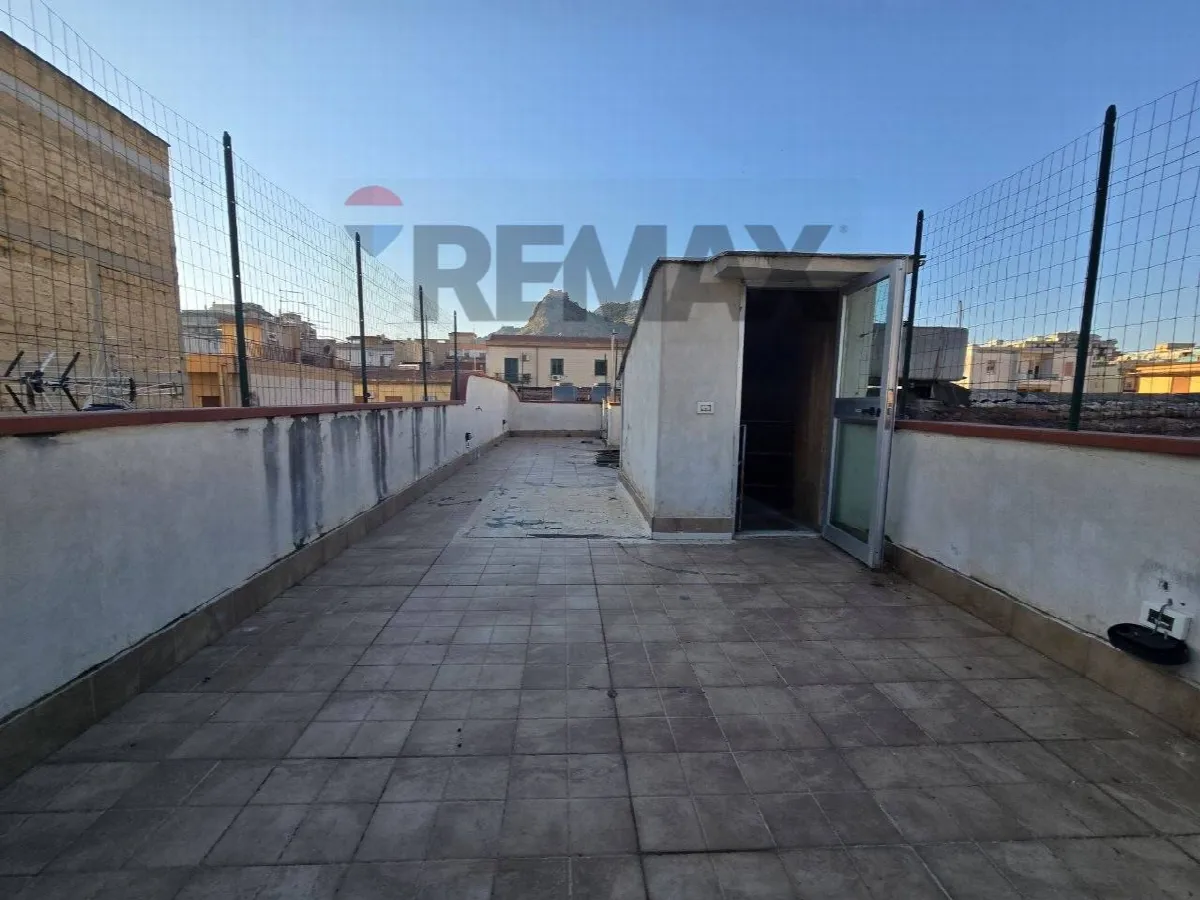 Appartamento in vendita a Palermo, Fiera - foto 1