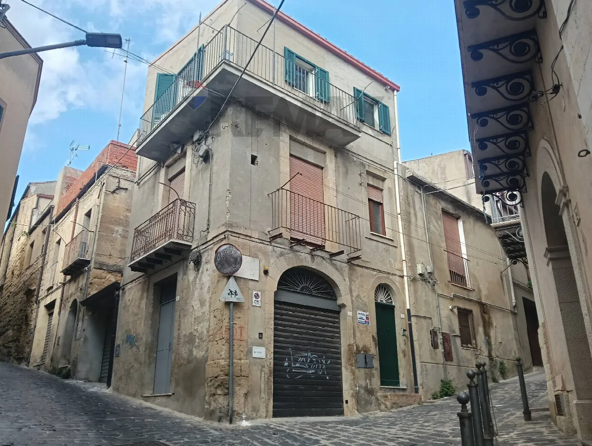 Appartamento in vendita a Enna, Centro storico - zona centrale - foto 2