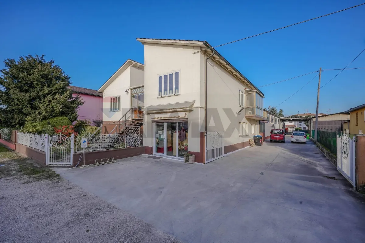 Villa o villino in vendita a Castelmassa - foto 1