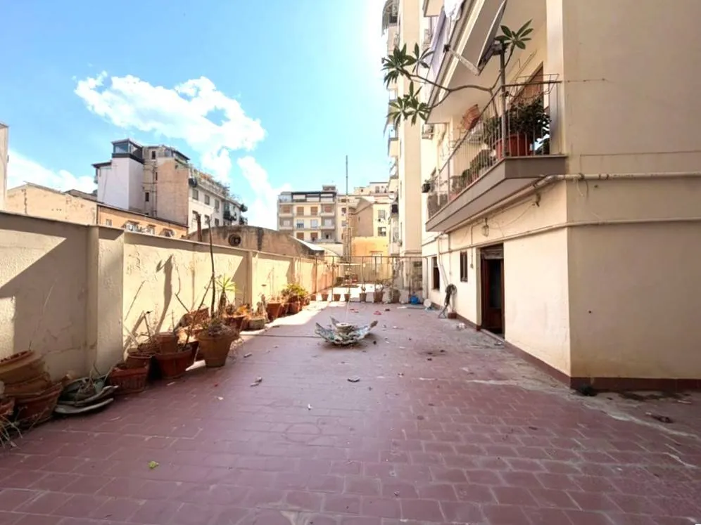 Studio/Ufficio in vendita a Palermo, Tribunale - foto 5