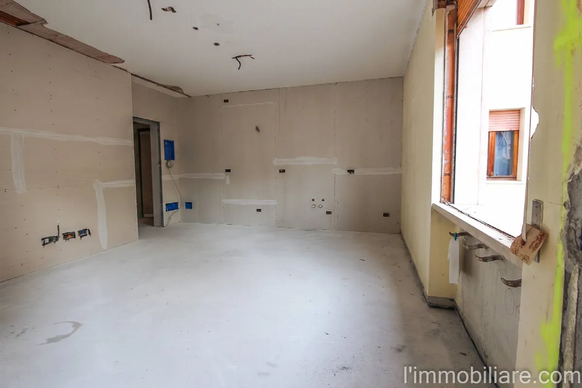 Appartamento in vendita a Verona, Ponte Crencano - foto 3