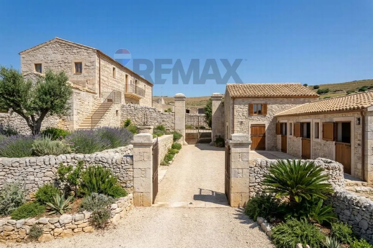 Cascina/Casale in vendita a Ragusa, Americhe - foto 2