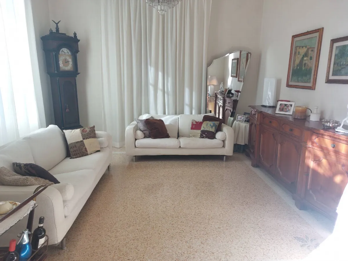 Villa in vendita a Pisa, Marina di Pisa - foto 1