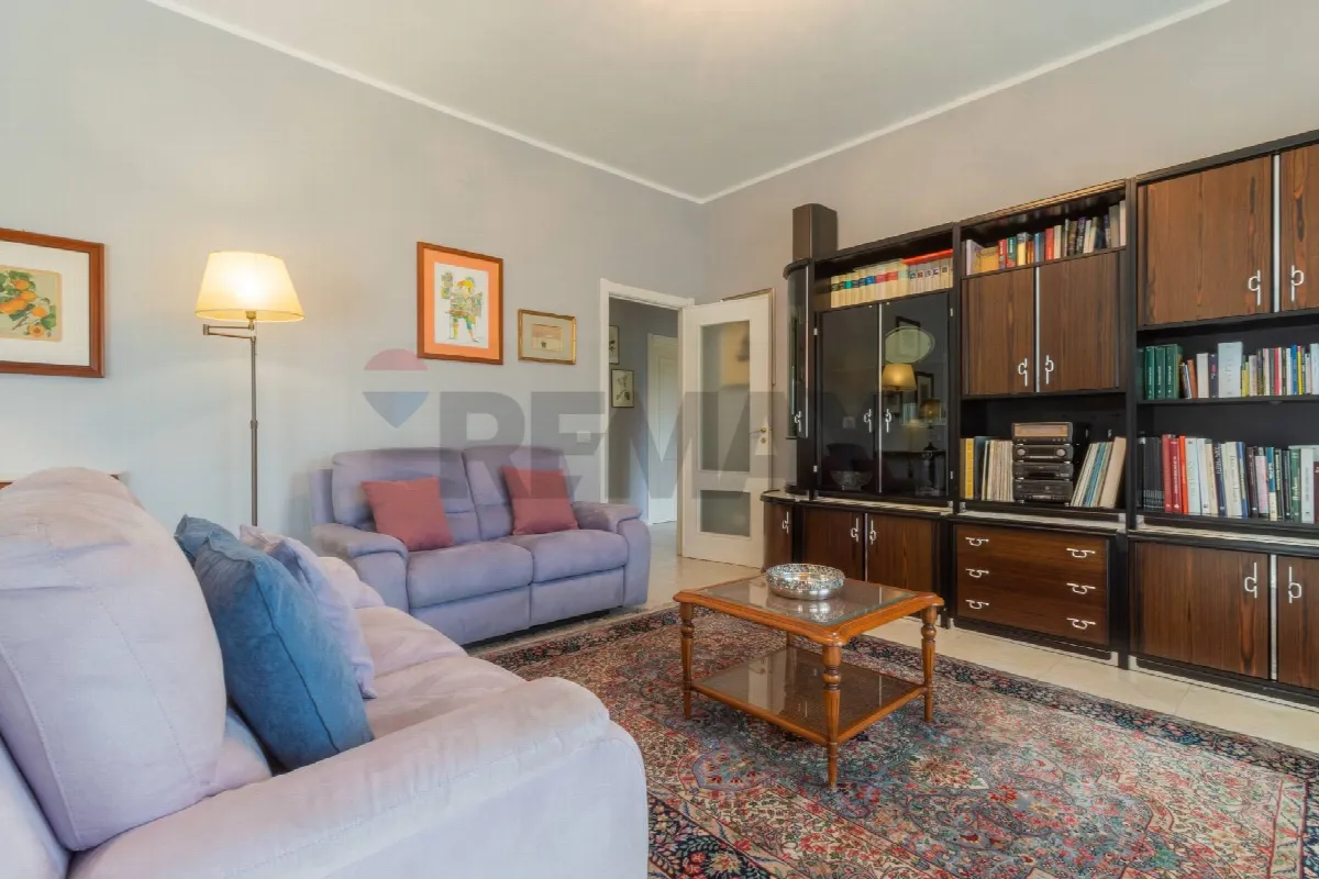 Appartamento in vendita a Cagliari, San Benedetto - foto 3