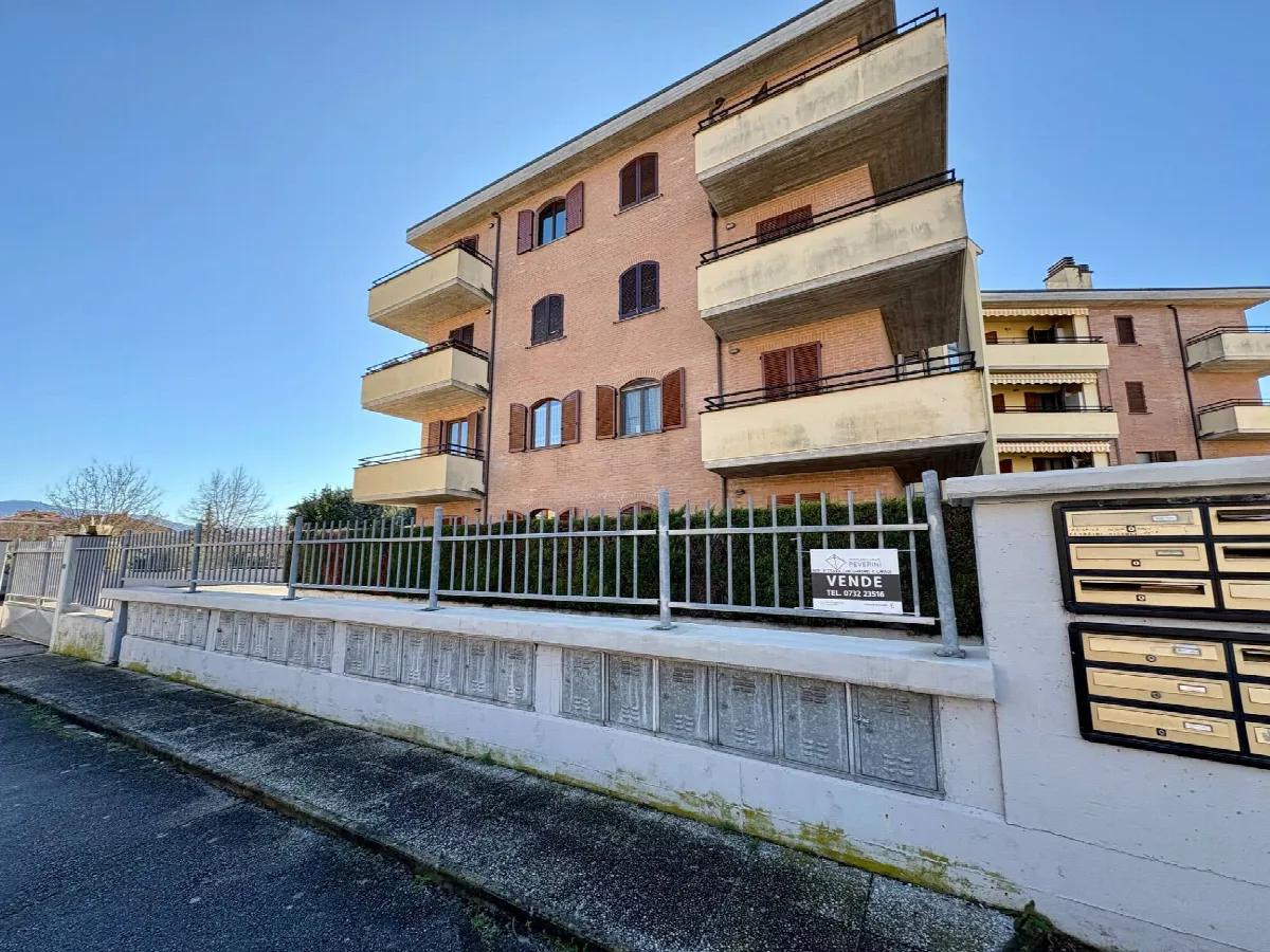 Appartamento in vendita a Fabriano, PERIFERIA - foto 2