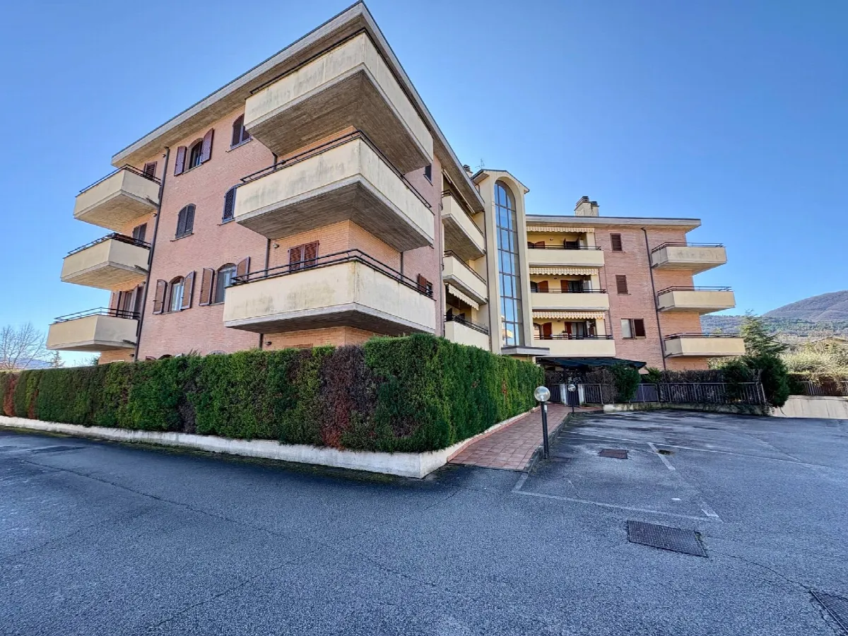 Appartamento in vendita a Fabriano, PERIFERIA - foto 3