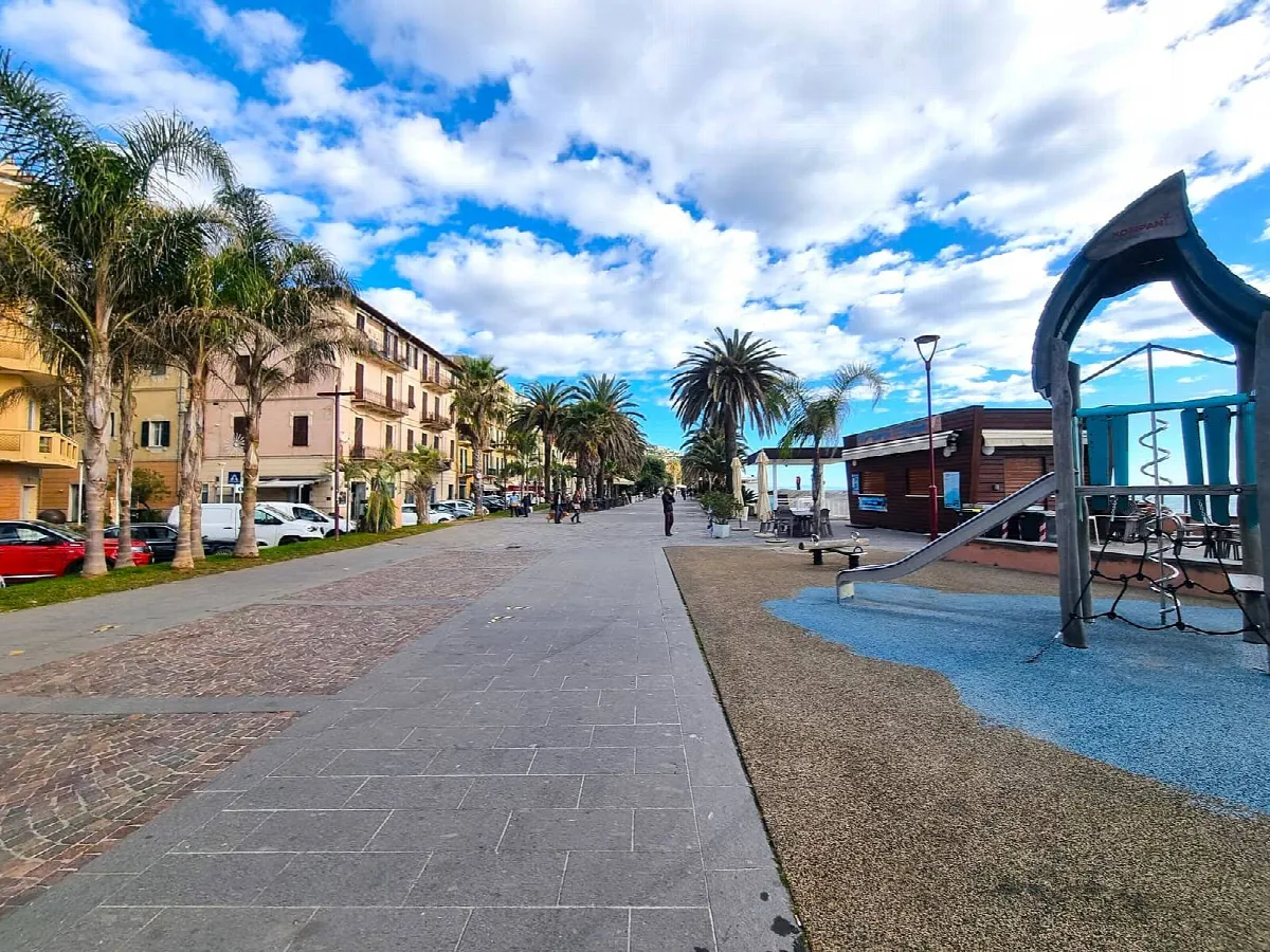 Appartamento in vendita a Finale Ligure, Finale Marina - foto 8