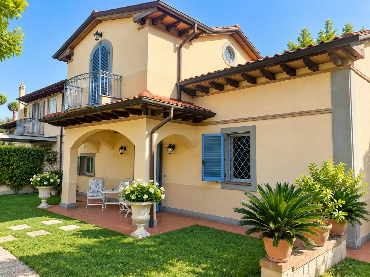 Villa Bifamiliare  in vendita a Forte dei Marmi, Centro Storico - foto 2