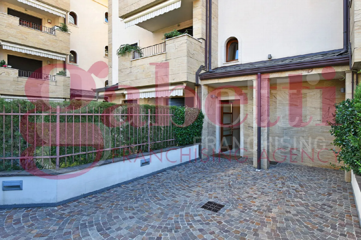 Appartamento in vendita a Senago - foto 2