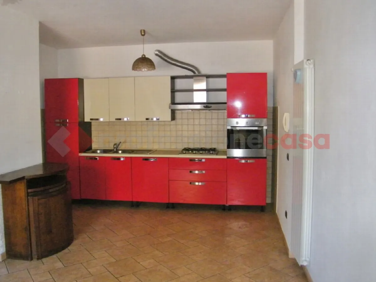 Casa indipendente in vendita a Varallo Pombia - foto 2