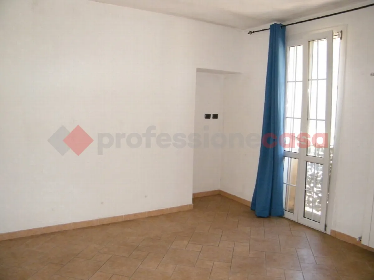 Casa indipendente in vendita a Varallo Pombia - foto 5