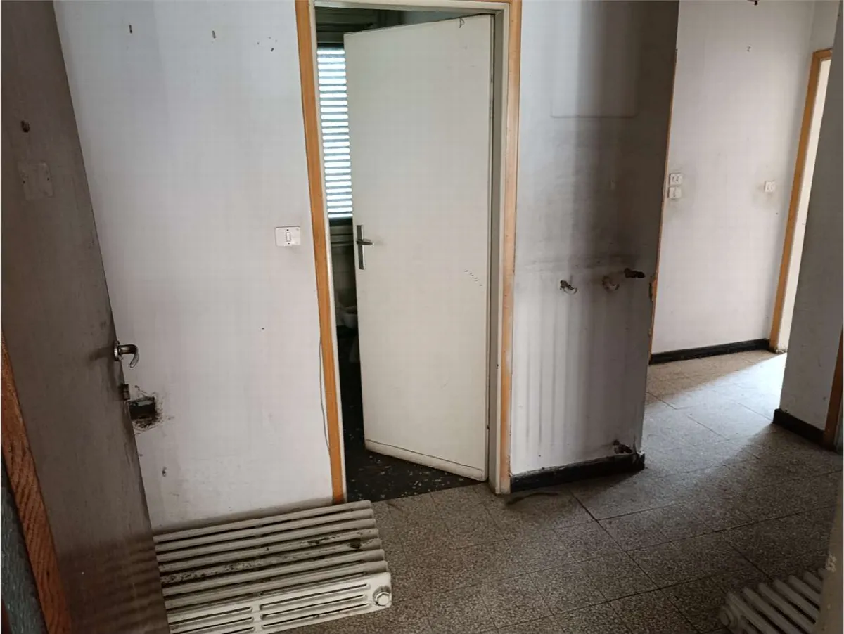 Casa indipendente in vendita a Viggiù - foto 10