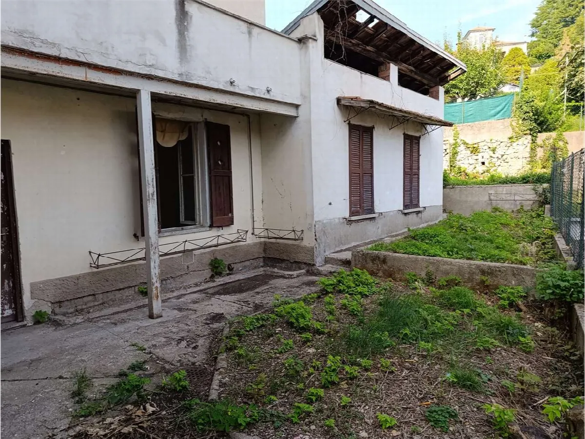 Casa indipendente in vendita a Viggiù - foto 7