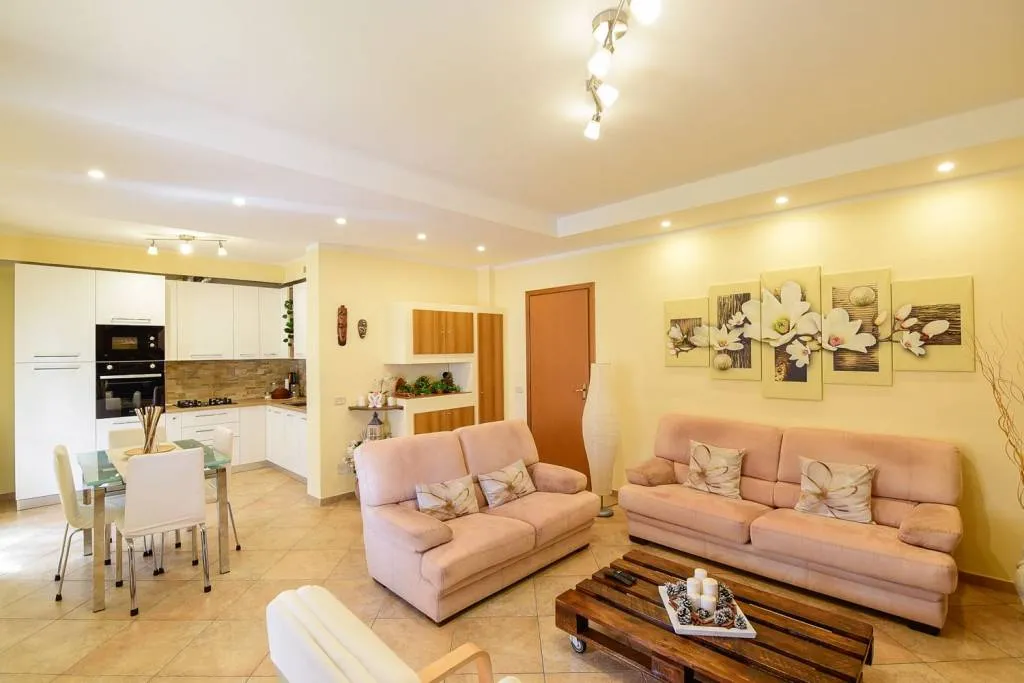 Appartamento in vendita a Asso - Centro - foto 4