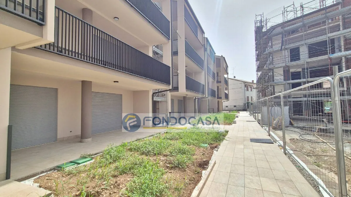 Appartamento in vendita a Peschiera del Garda, Peschiera - foto 6
