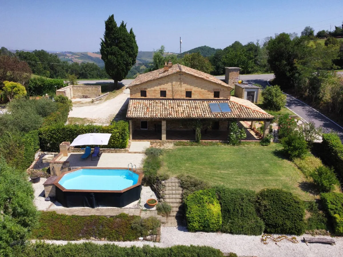 Casale Colonico Rustico in vendita a Penna San Giovanni - foto 1